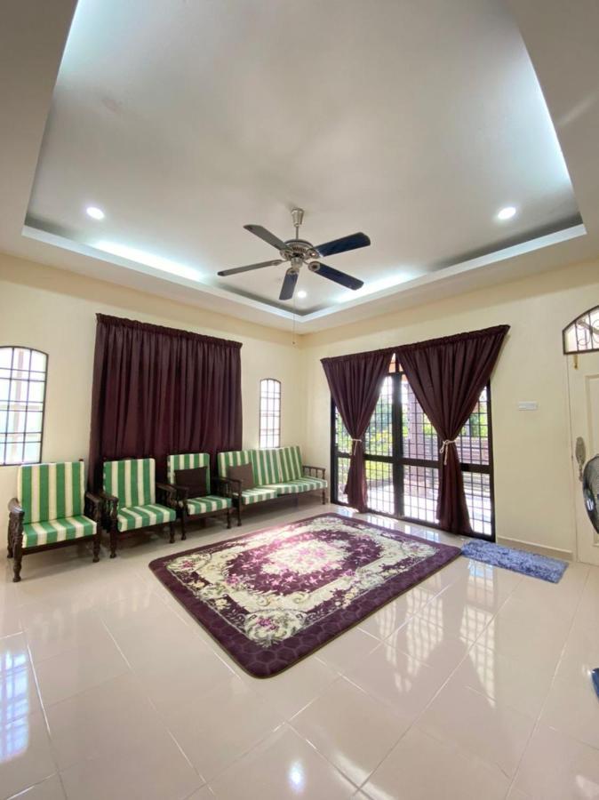 Family Homestay Kuala Terengganu Luaran gambar