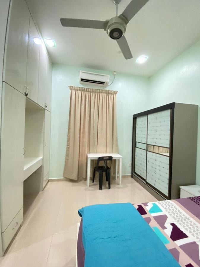 Family Homestay Kuala Terengganu Luaran gambar