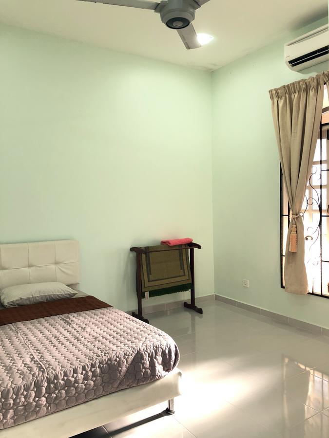 Family Homestay Kuala Terengganu Luaran gambar